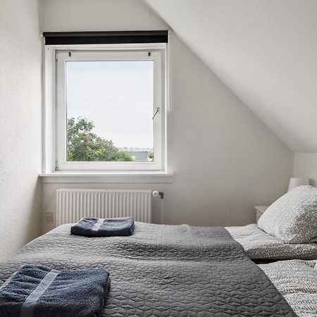 Lovely Top Floor Apart Copenhagen Near Airport, Metro And The Beach Kültér fotó