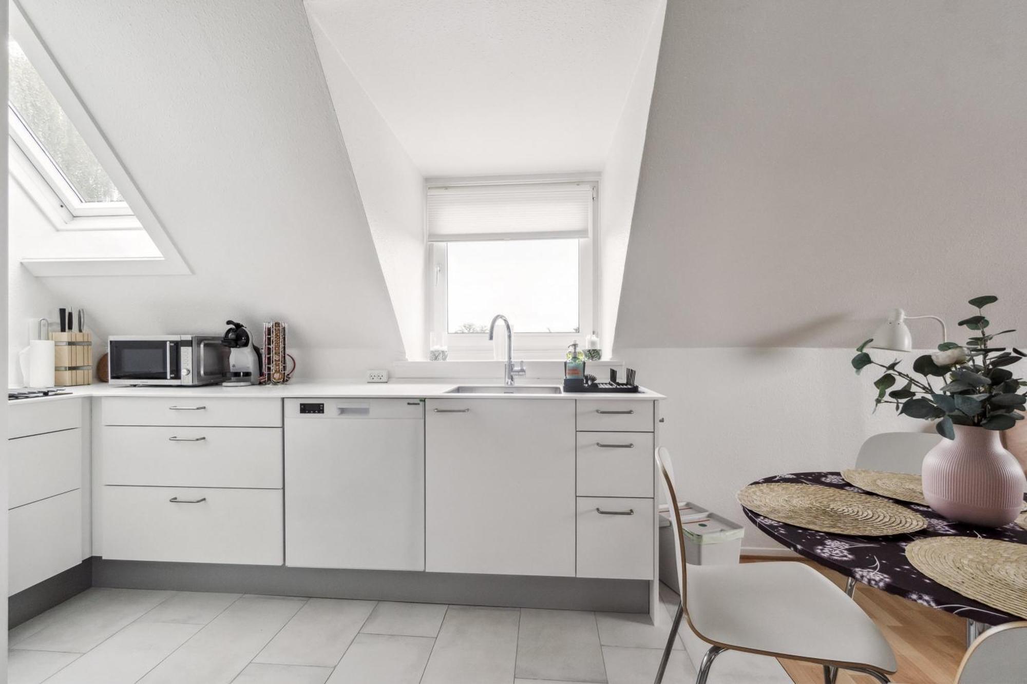 Lovely Top Floor Apart Copenhagen Near Airport, Metro And The Beach Kültér fotó